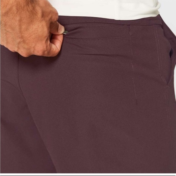 Lululemon The Works Warpstreme Shorts 11" - Pelt - Size 34 - Picture 5 of 9